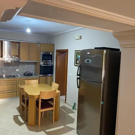 Kean Apartament ساراندا